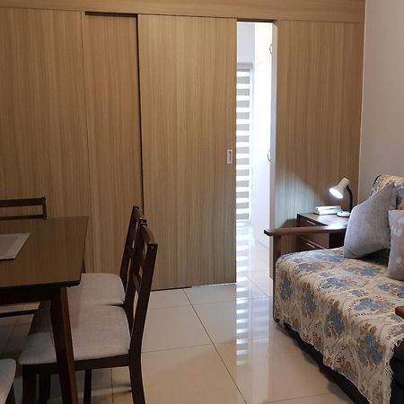 Breeze Residences By Cs Luxe Manila Rum bild