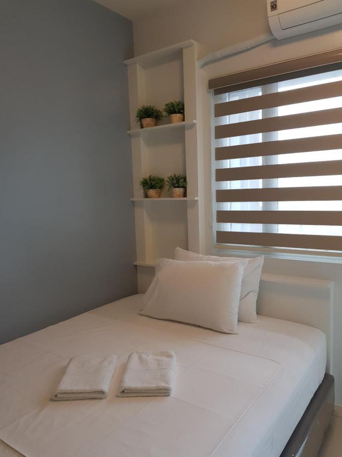 Breeze Residences By Cs Luxe Manila Exteriör bild
