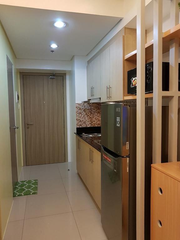 Breeze Residences By Cs Luxe Manila Exteriör bild